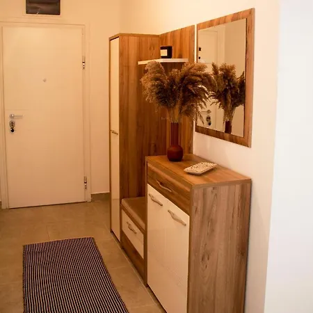 Apartment Smokvica *